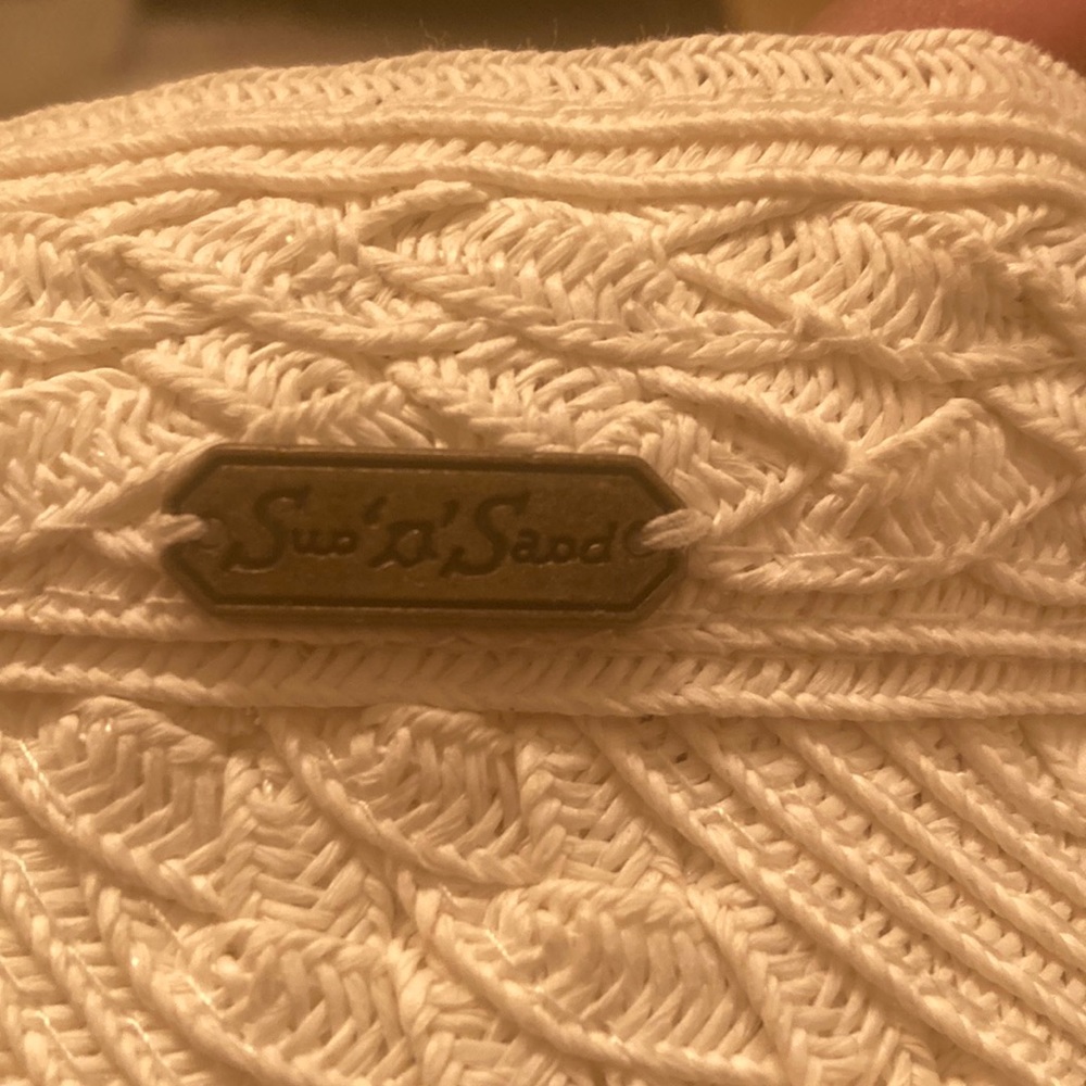 Sun and sand headbwear